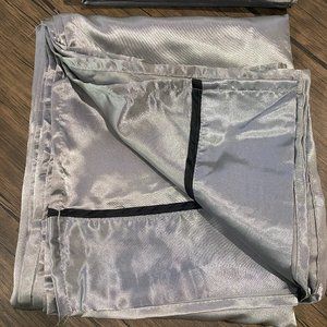 Queen Silk/Satin-Like Sheets